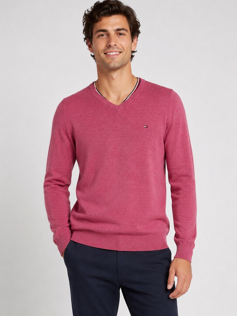 Tommy Hilfiger Men's V-Neck Sweater in Dusty Rose‎